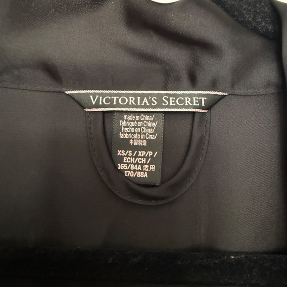 Victoria's Secret Black Satin Ruffled Robe size XS/S - Picture 8 of 9